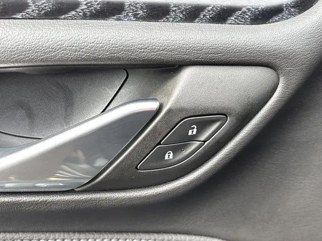 2024 GMC Yukon 4WD Denali
