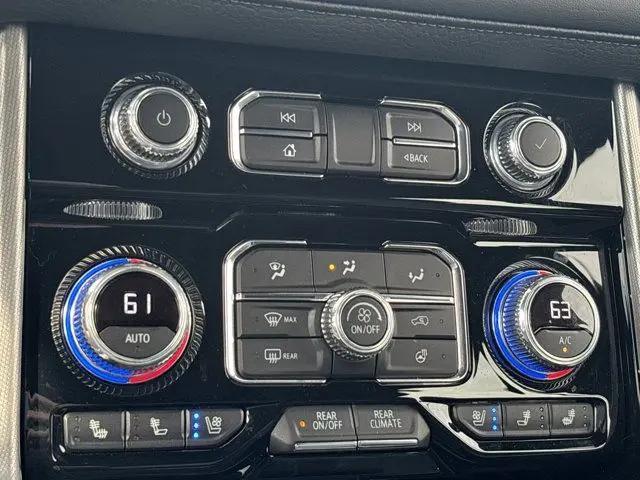 2024 GMC Yukon 4WD Denali