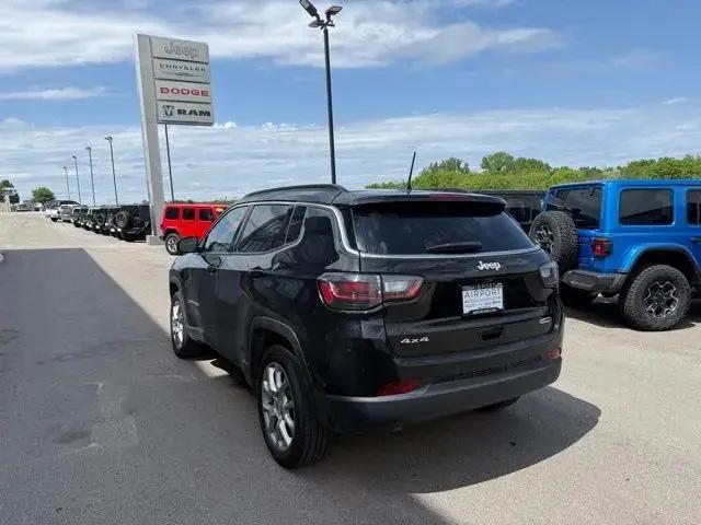 2024 Jeep Compass Latitude Lux FWD