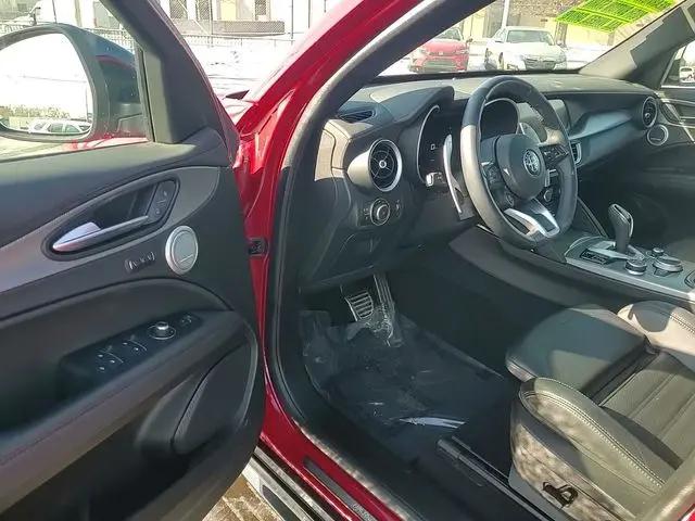 2024 Alfa Romeo Stelvio Veloce AWD