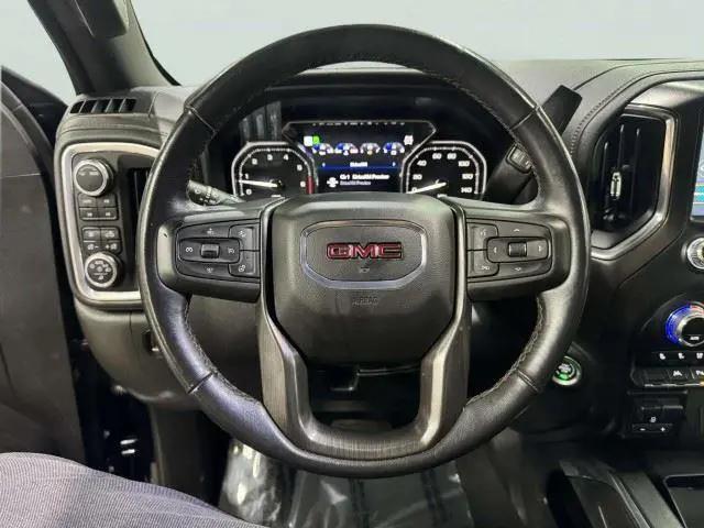2022 GMC Sierra 1500 Limited 4WD Crew Cab Short Box AT4