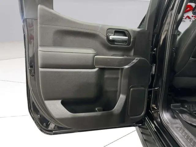 2022 GMC Sierra 1500 Limited 4WD Crew Cab Short Box AT4