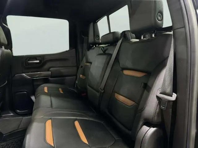 2022 GMC Sierra 1500 Limited 4WD Crew Cab Short Box AT4