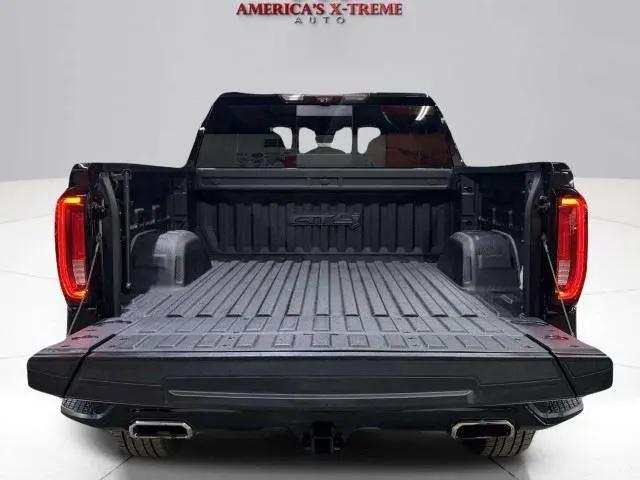 2022 GMC Sierra 1500 Limited 4WD Crew Cab Short Box AT4