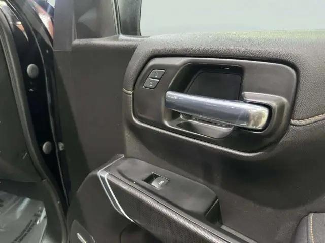 2022 GMC Sierra 1500 Limited 4WD Crew Cab Short Box AT4
