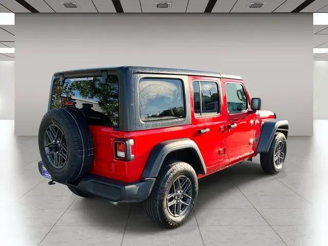 2025 Jeep Wrangler 4-Door Summit 4x4