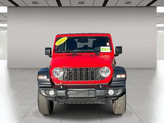 2025 Jeep Wrangler 4-Door Summit 4x4