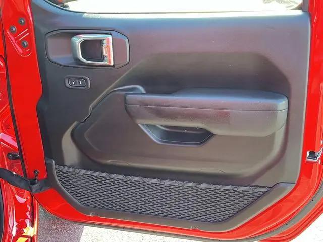 2025 Jeep Wrangler 4-Door Summit 4x4