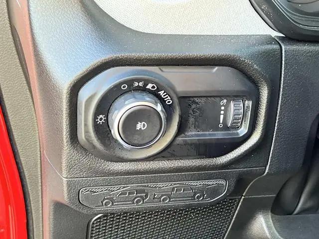 2025 Jeep Wrangler 4-Door Summit 4x4