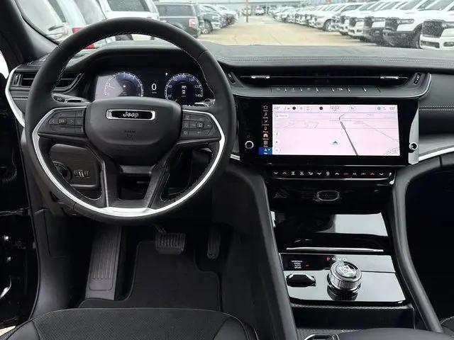 2026 Jeep Grand Cherokee L Altitude 4x4