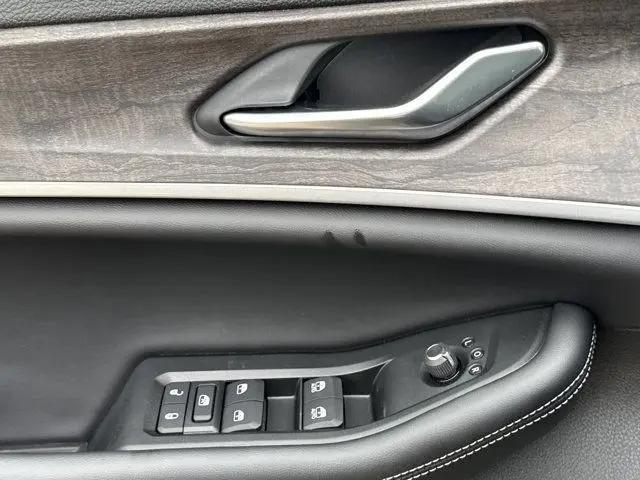 2026 Jeep Grand Cherokee L Altitude 4x4