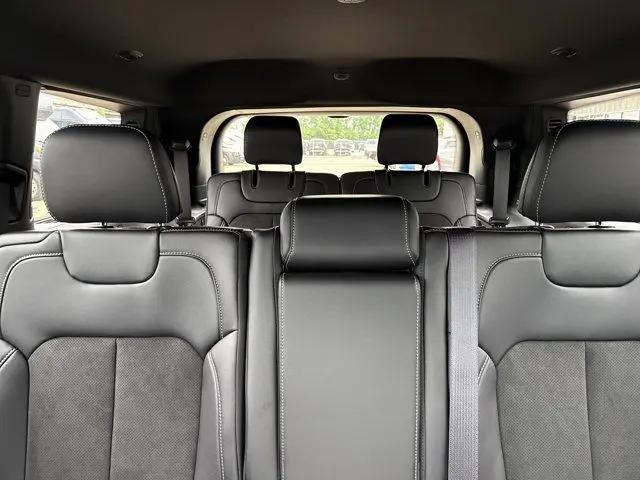 2026 Jeep Grand Cherokee L Altitude 4x4