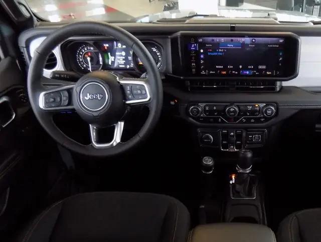 2025 Jeep Wrangler 4xe Sahara 4xe