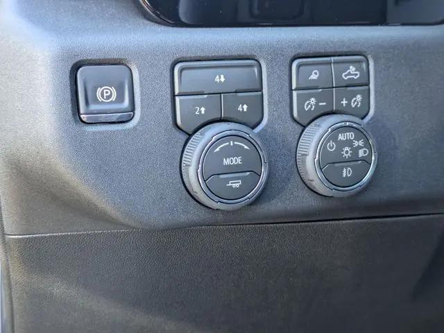 2026 Chevrolet Silverado 2500HD Crew Cab, Standard Bed, LT, 4WD