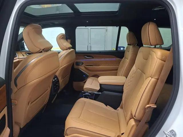 2024 Jeep Grand Cherokee L Summit Reserve 4x4