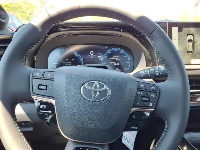 2026 Toyota Crown Signia Limited