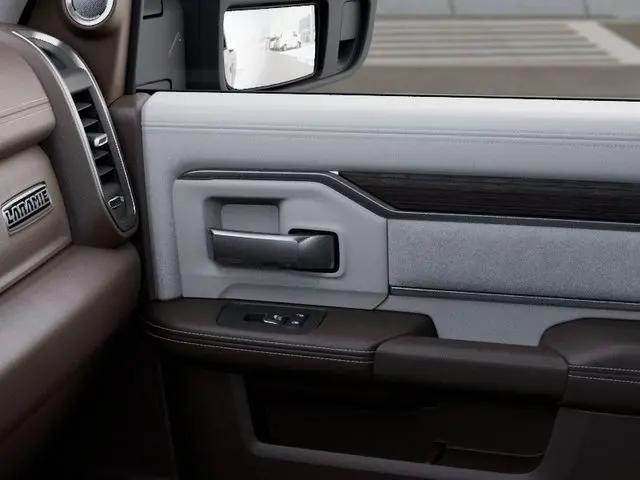 2026 Ram 2500 Laramie Crew Cab 4x4 64 Box