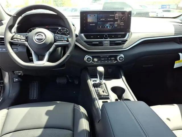 2026 Nissan Altima SV FWD