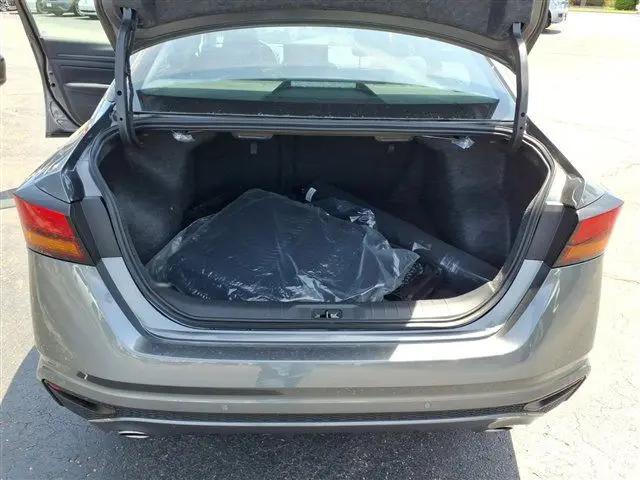 2026 Nissan Altima SV FWD
