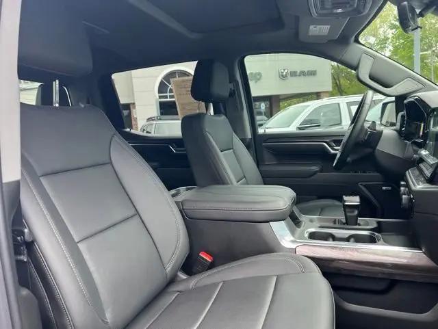 2025 Chevrolet Silverado 1500 4WD Crew Cab Short Bed LTZ