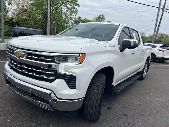 2025 Chevrolet Silverado 1500 4WD Crew Cab Short Bed LTZ