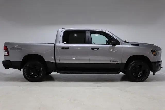 2023 Ram 1500 Big Horn Crew Cab 4x4 5'7" Box