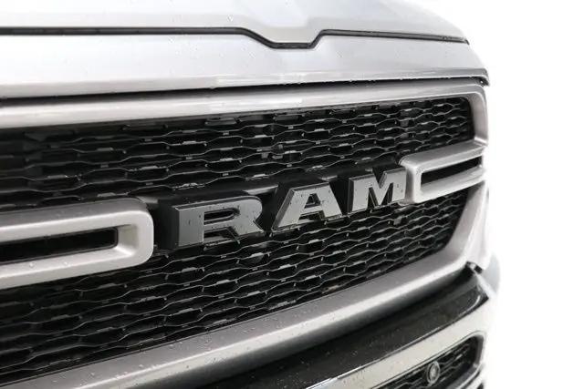 2023 Ram 1500 Big Horn Crew Cab 4x4 5'7" Box
