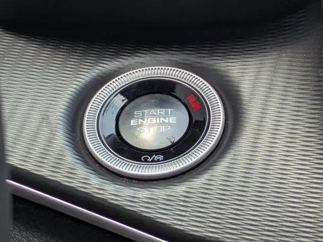 2024 Jeep Grand Cherokee Laredo 4x4