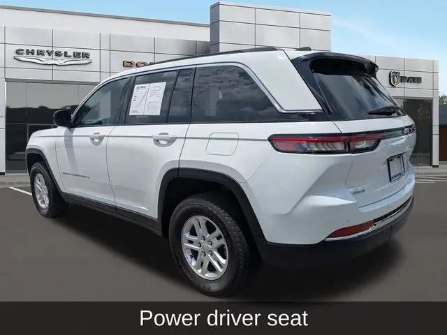 2024 Jeep Grand Cherokee Laredo 4x4