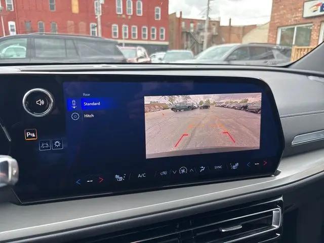 2025 Chevrolet Traverse FWD LT