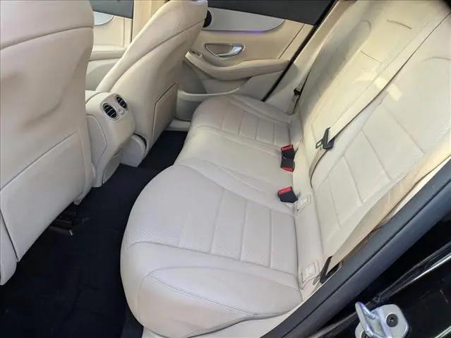 2022 Mercedes-Benz GLC SUV