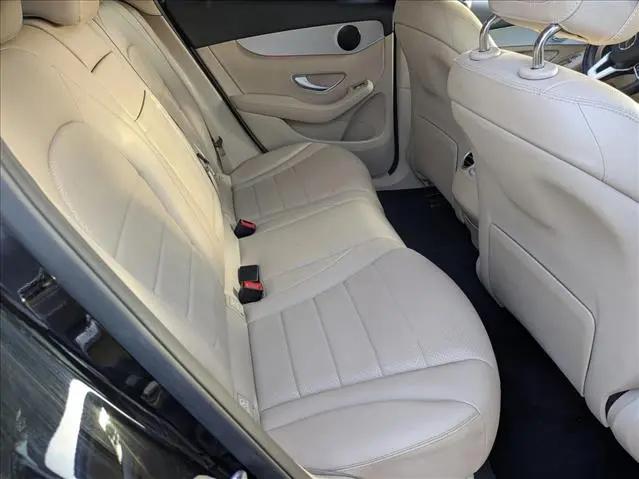 2022 Mercedes-Benz GLC SUV