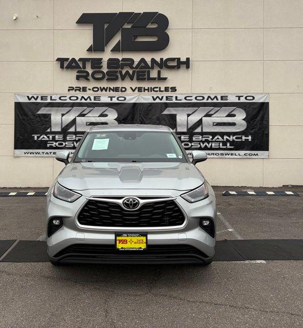 2024 Toyota Highlander LE