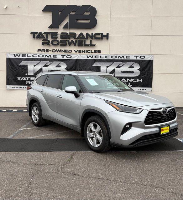 2024 Toyota Highlander LE