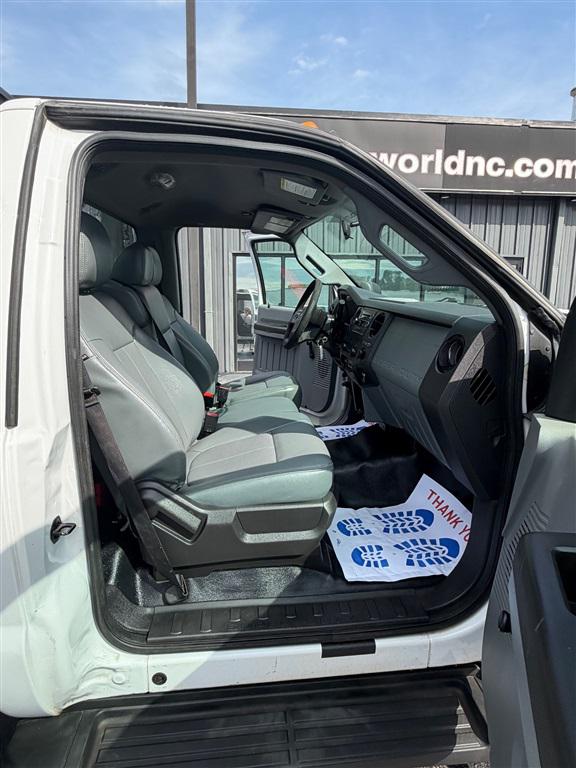 2015 Ford F-450 Regular Cab DRW 2WD
