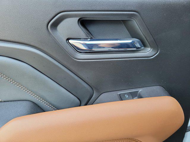 2023 GMC Canyon 4WD Crew Cab Short Box AT4