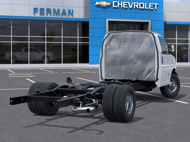 2026 Chevrolet Express Cutaway 4500 Van