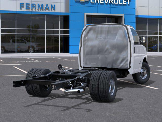 2026 Chevrolet Express Cutaway 4500 Van