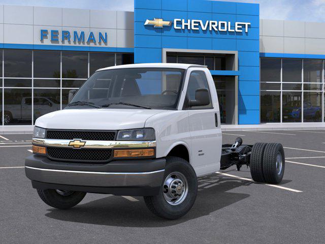 2026 Chevrolet Express Cutaway 4500 Van