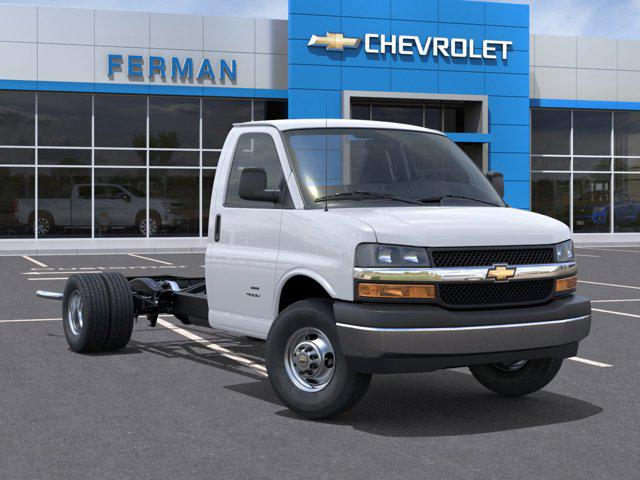 2026 Chevrolet Express Cutaway 4500 Van