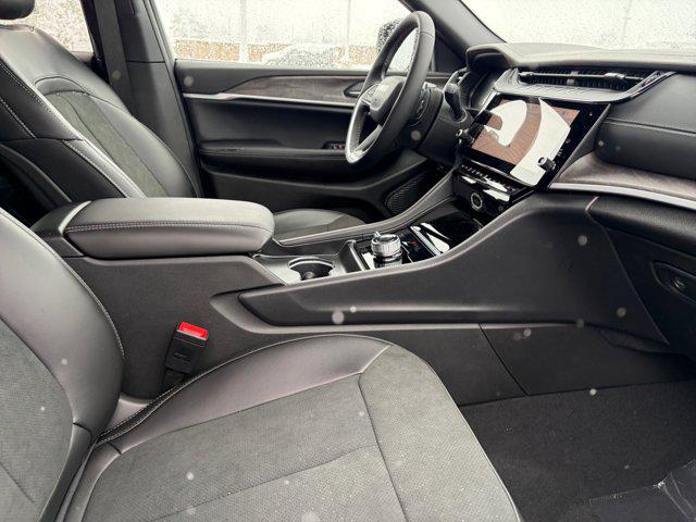 2026 Jeep Grand Cherokee L Altitude 4x4