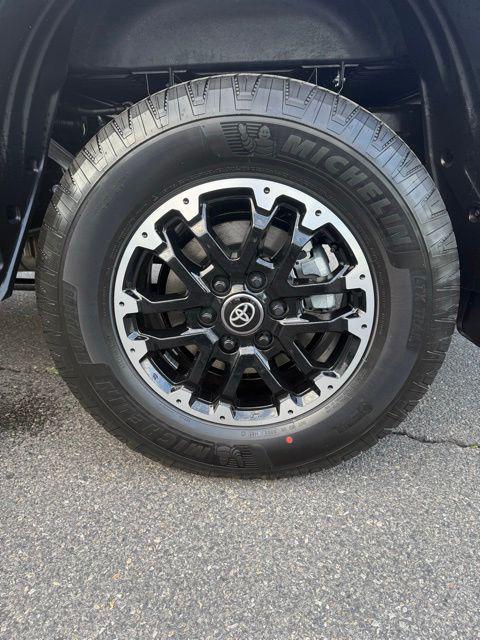 2026 Toyota Tundra SR5 CrewMax 5.5' Bed