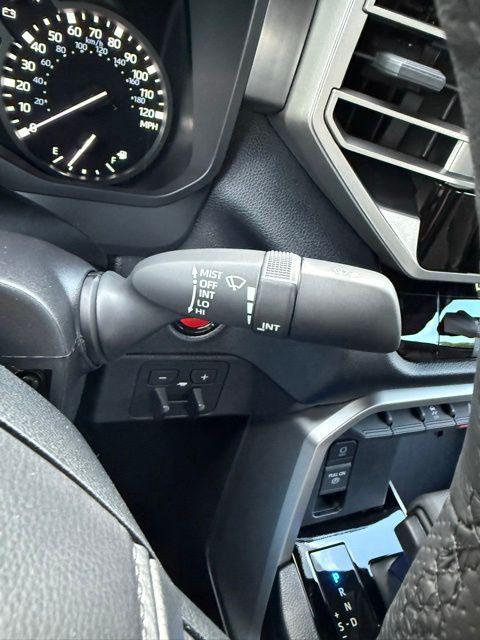 2026 Toyota Tundra SR5 CrewMax 5.5' Bed