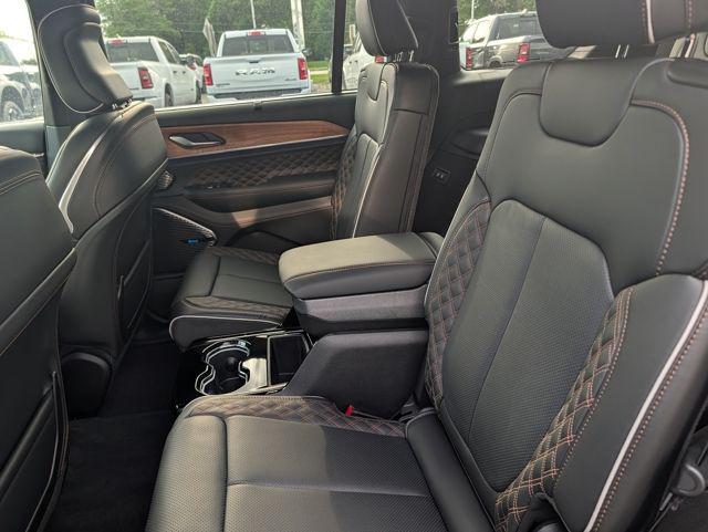 2026 Jeep Grand Cherokee L Summit 4x4