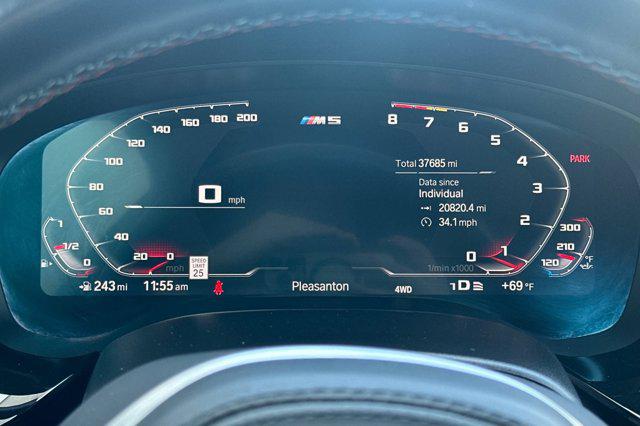 2022 BMW M5 Sedan