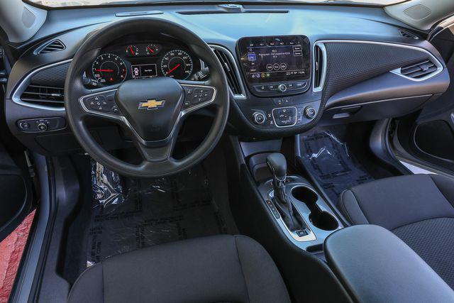 2025 Chevrolet Malibu FWD LS