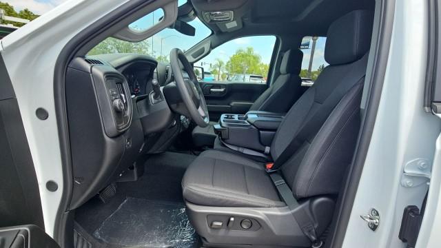 2026 Chevrolet Silverado 1500 2WD Crew Cab Short Bed Custom