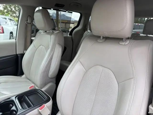2018 Chrysler Pacifica Touring L