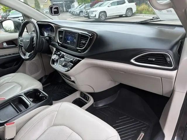 2018 Chrysler Pacifica Touring L