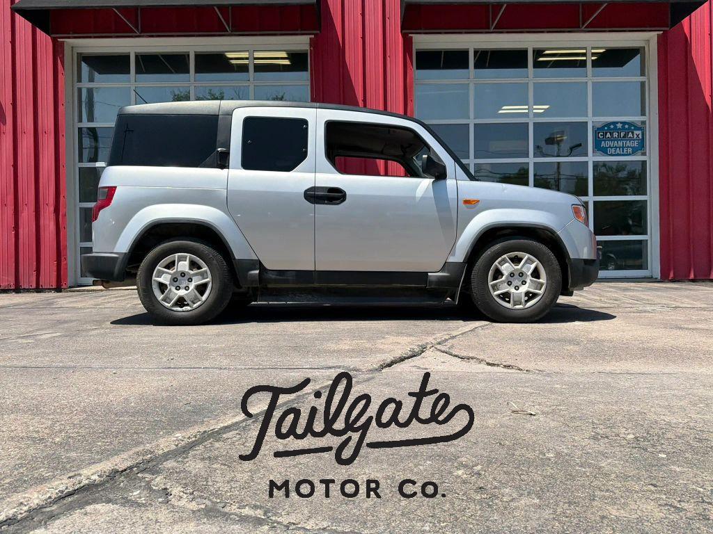 2011 Honda Element LX Auto 2WD's photo